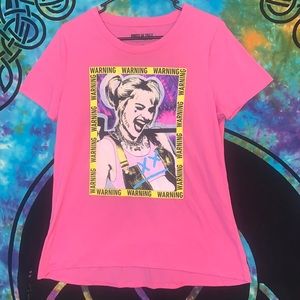 Adorable Harley Quinn Birds of prey shirt and matching socks